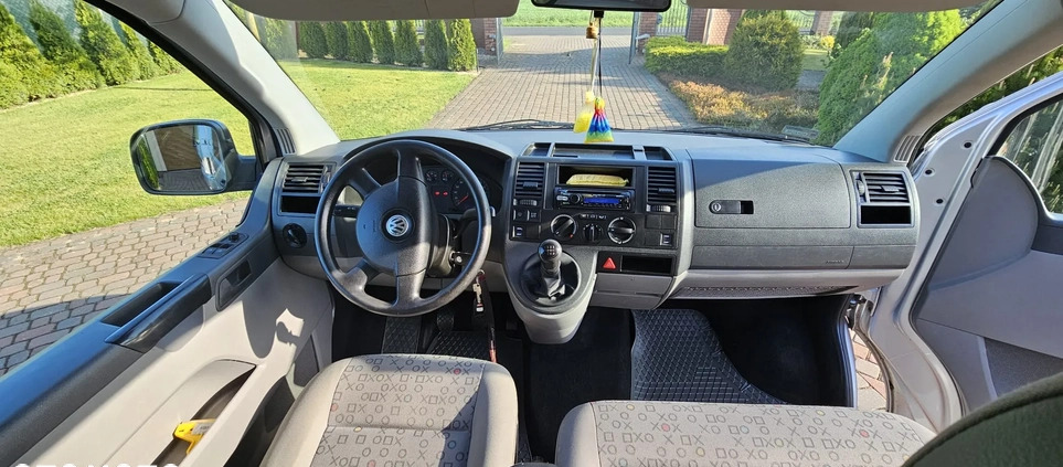 Volkswagen Caravelle cena 36800 przebieg: 293000, rok produkcji 2008 z Brzeg małe 137